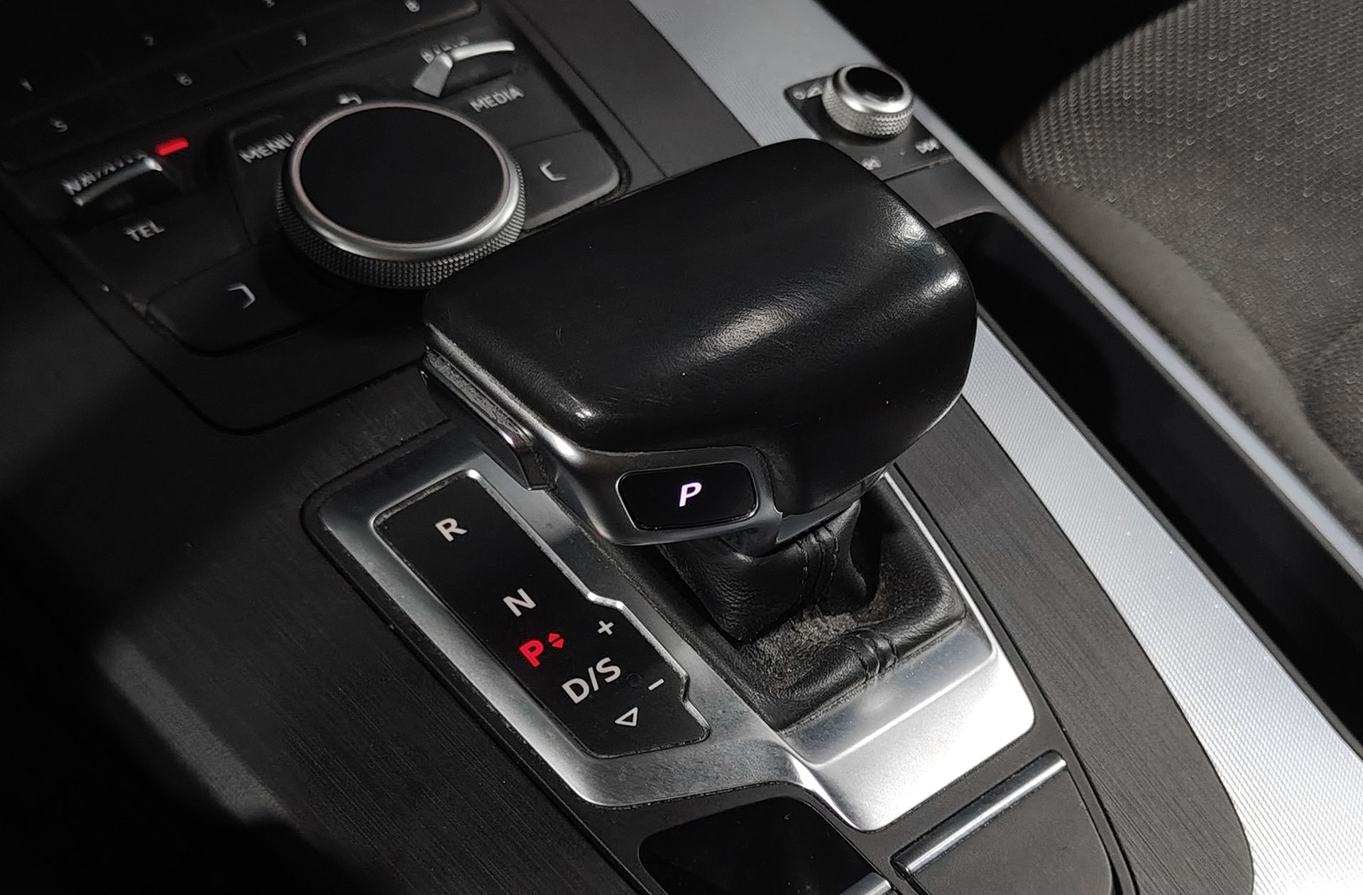 Audi Q5 Design 35 TDI S tronic - foto 5