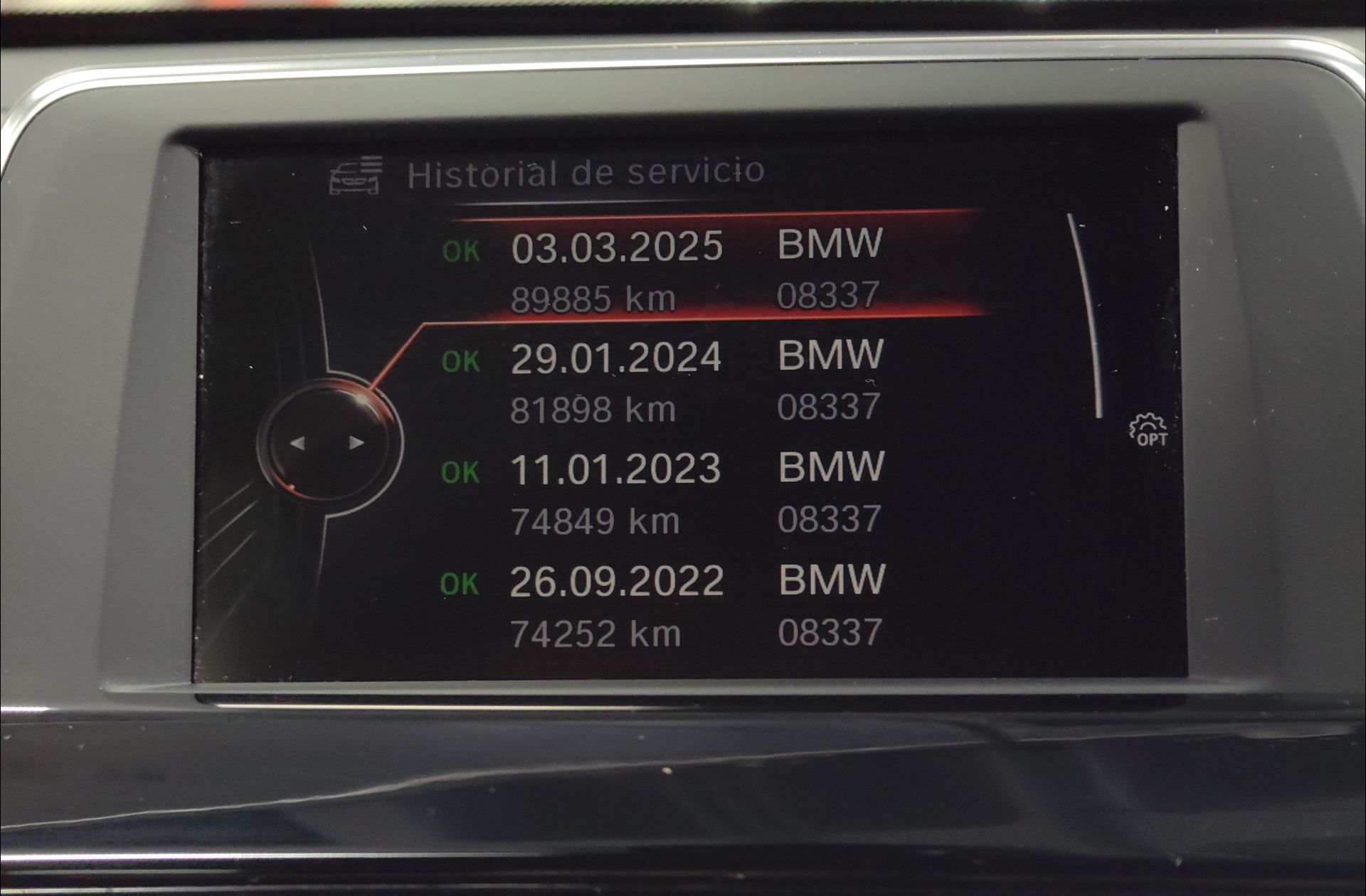 BMW X1 sDrive18d - foto 21