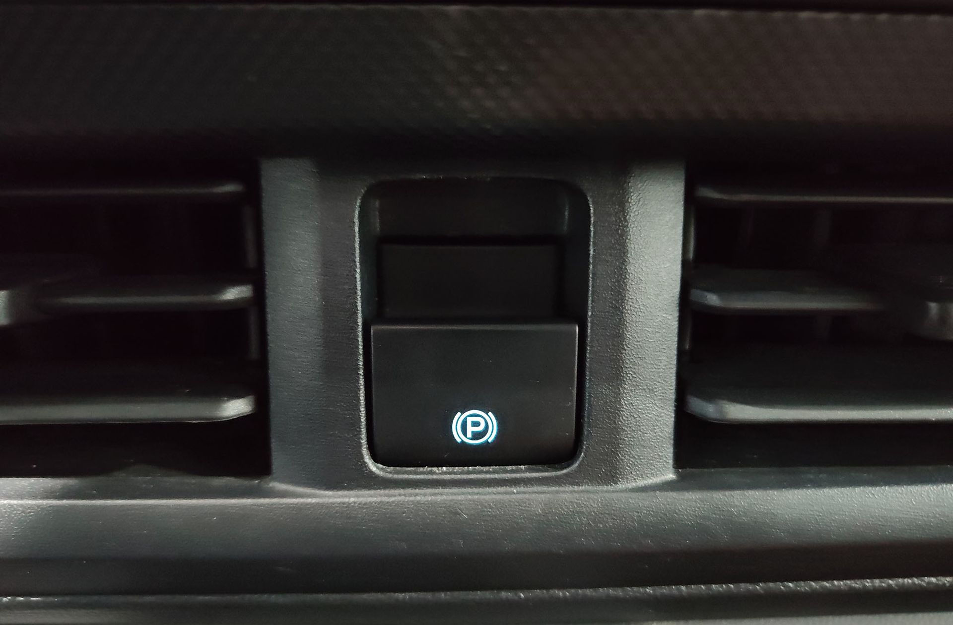 Ford Transit Custom Kombi 2.0 EcoBlue 320 L1 Trend - foto 28