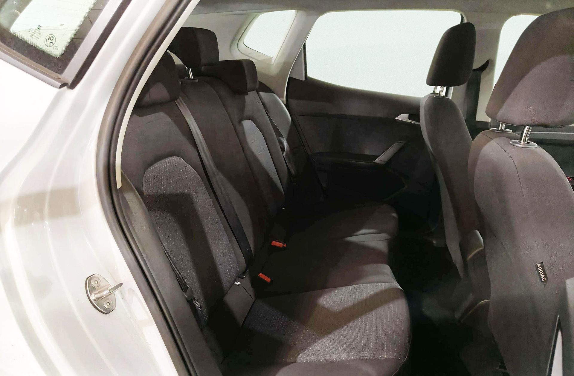 SEAT Arona 1.0 TSI Style XL DSG - foto 16