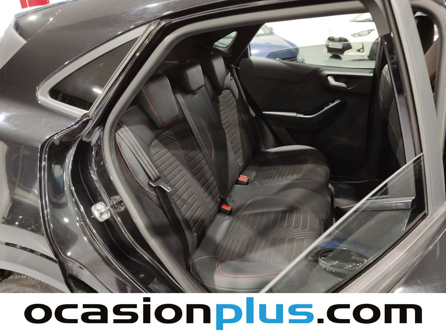 Foto Ford Puma Ford Puma 1.0 EcoBoost MHEV ST-Line X Auto  (125 CV)