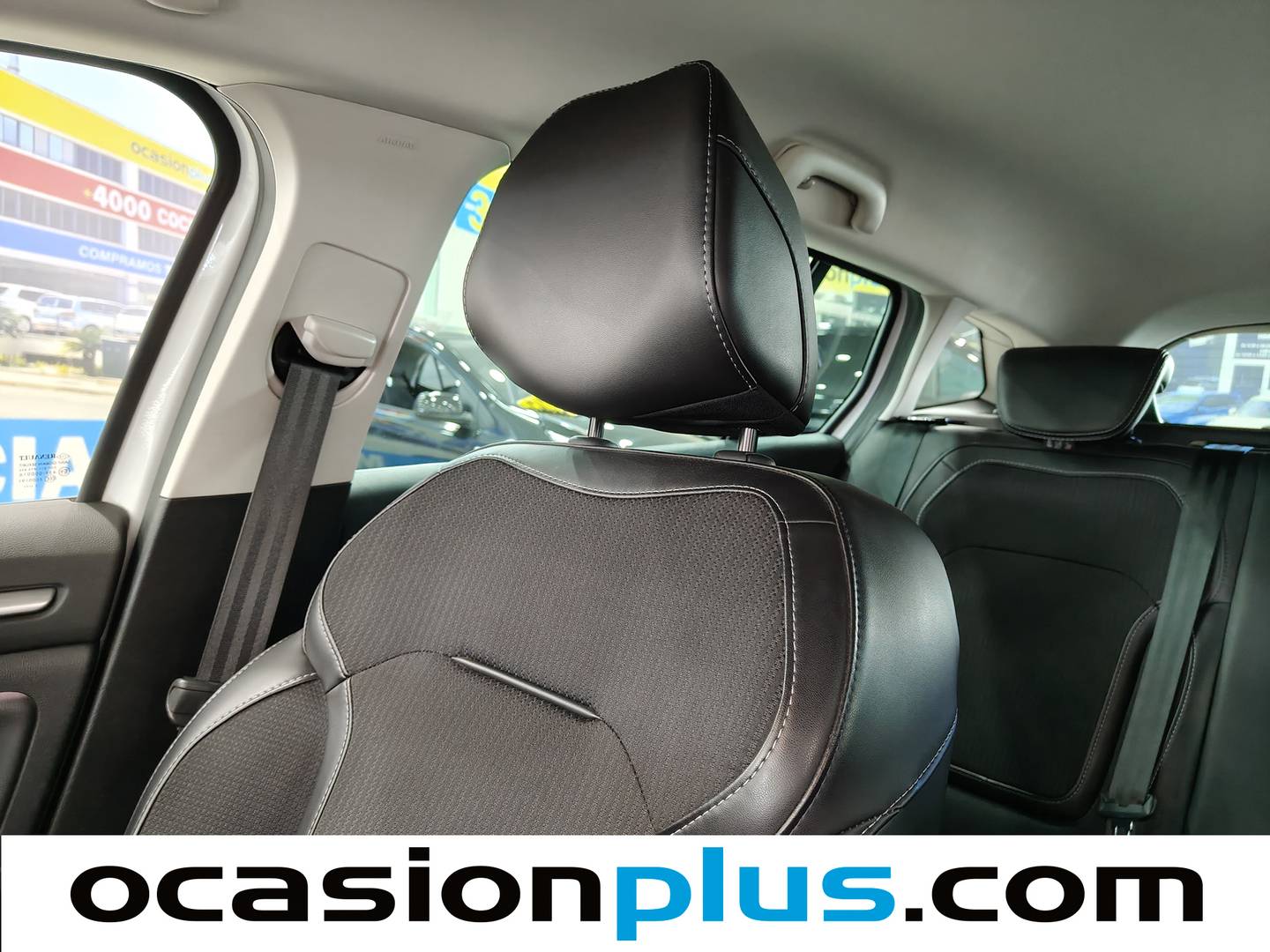 Acabados Renault Mégane Renault Megane Sport Tourer Techno TCe (140 CV) EDC GPF