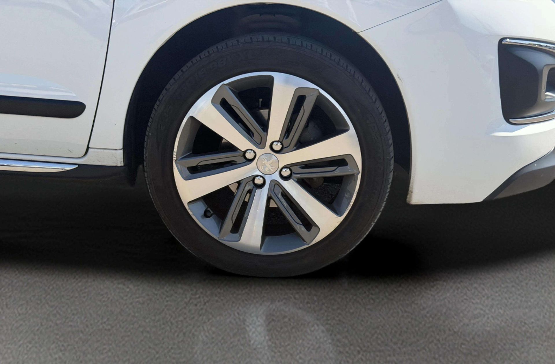 Peugeot 3008 1.6 BlueHDi FAP Allure - foto 32