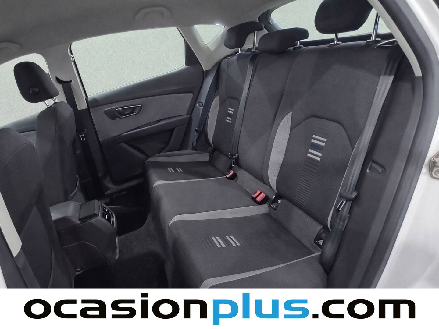 Foto asientos traseros Seat León Seat León 1.4 TSI Style Visio Nav (125 CV)