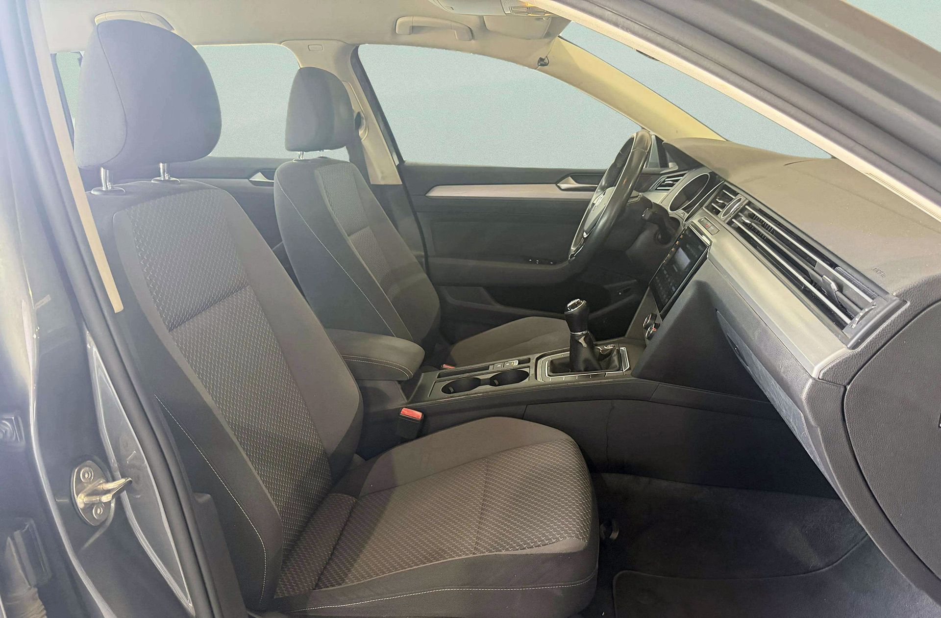 Volkswagen Passat Variant Edition 1.6 TDI BMT - foto 16