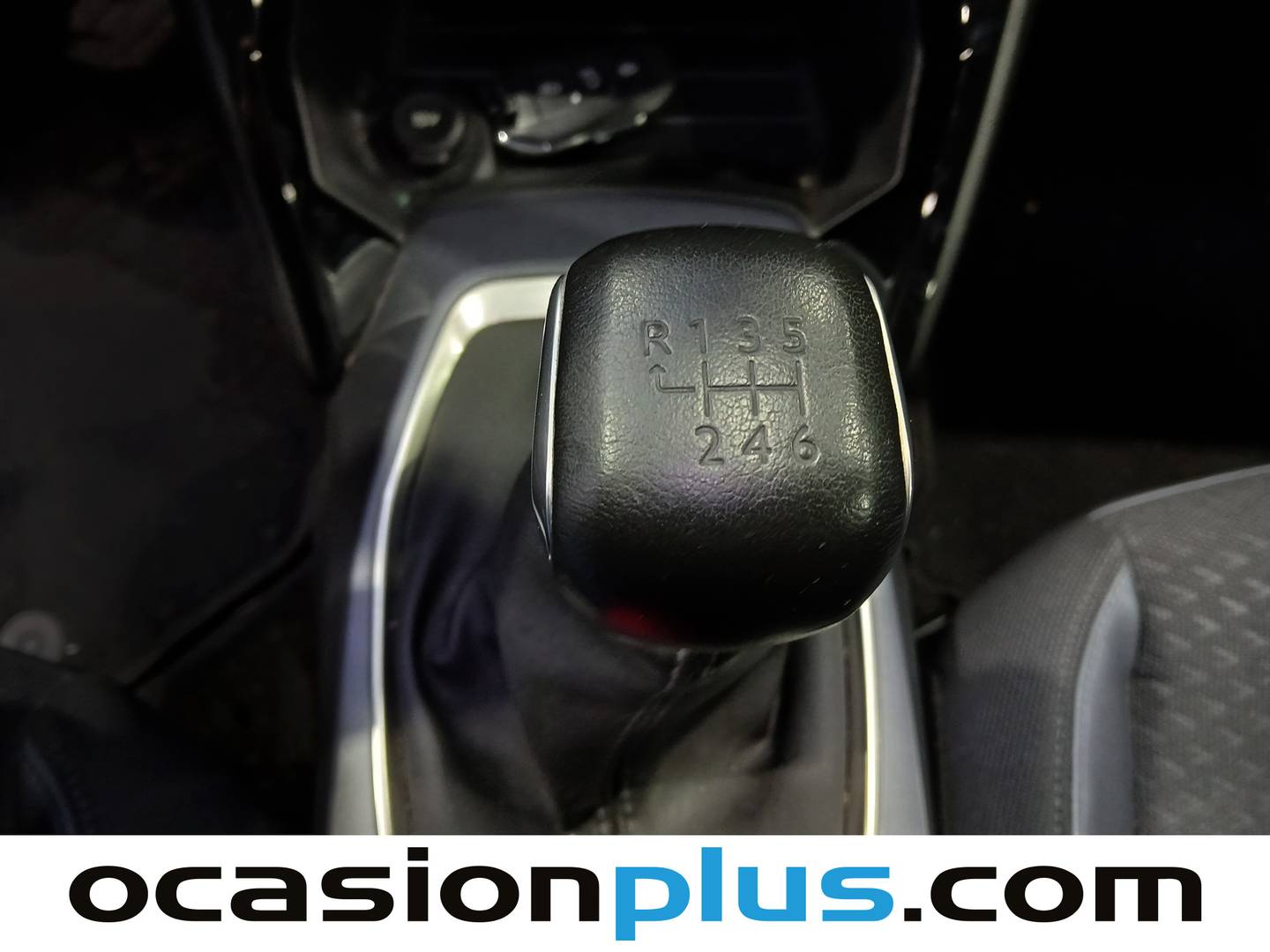 Foto Peugeot 2008 Peugeot 2008 PureTech 130 S&S Allure (130 CV)