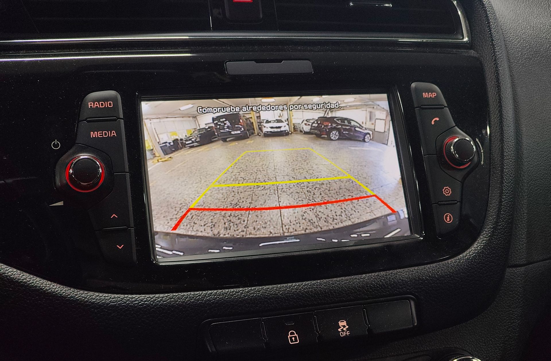 Kia Ceed 1.6 CRDi VGT x-Tech17 - foto 8