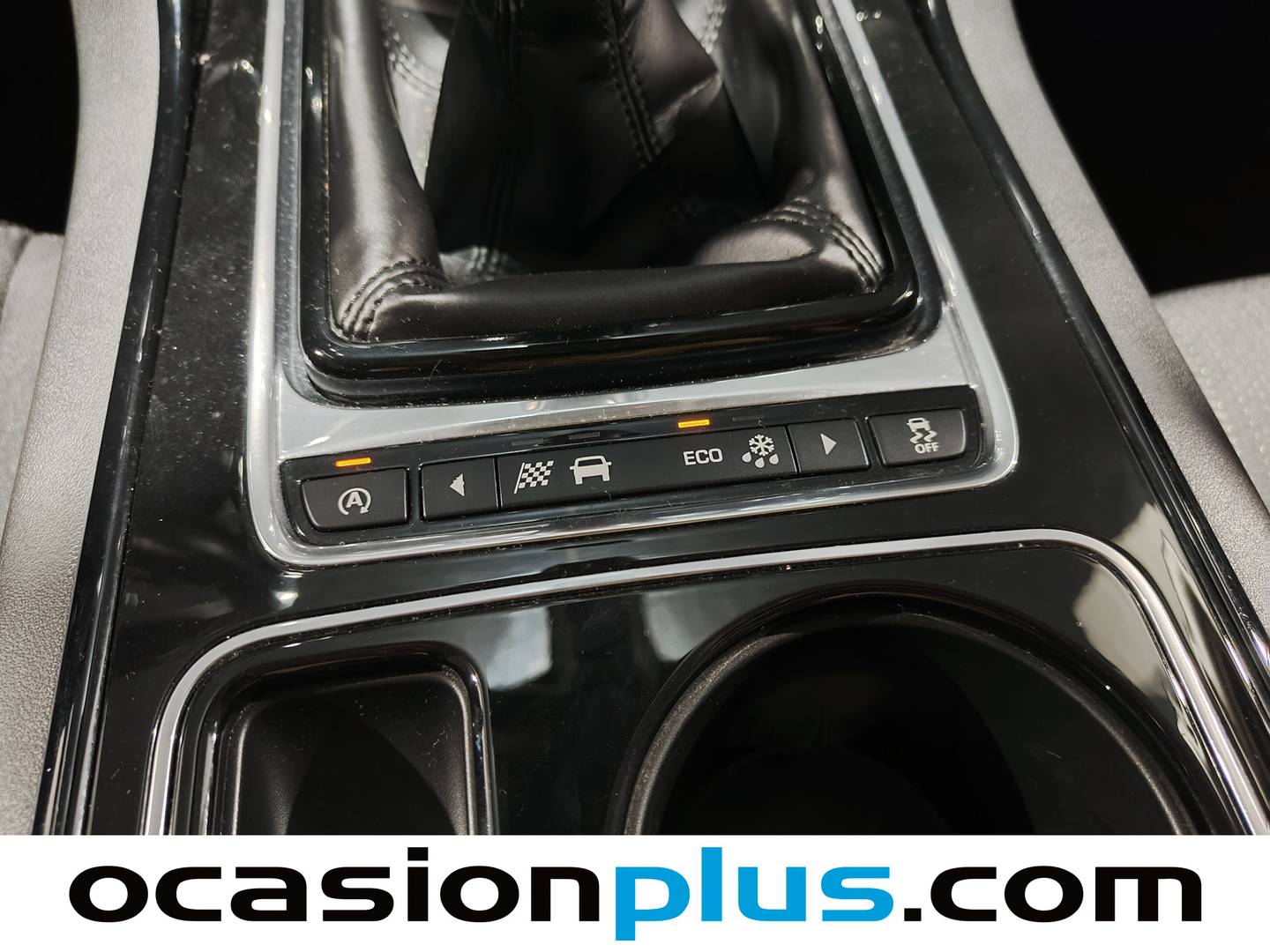 Foto Jaguar XE Jaguar XE 2.0 Diesel XE-Pure RWD (180 CV)