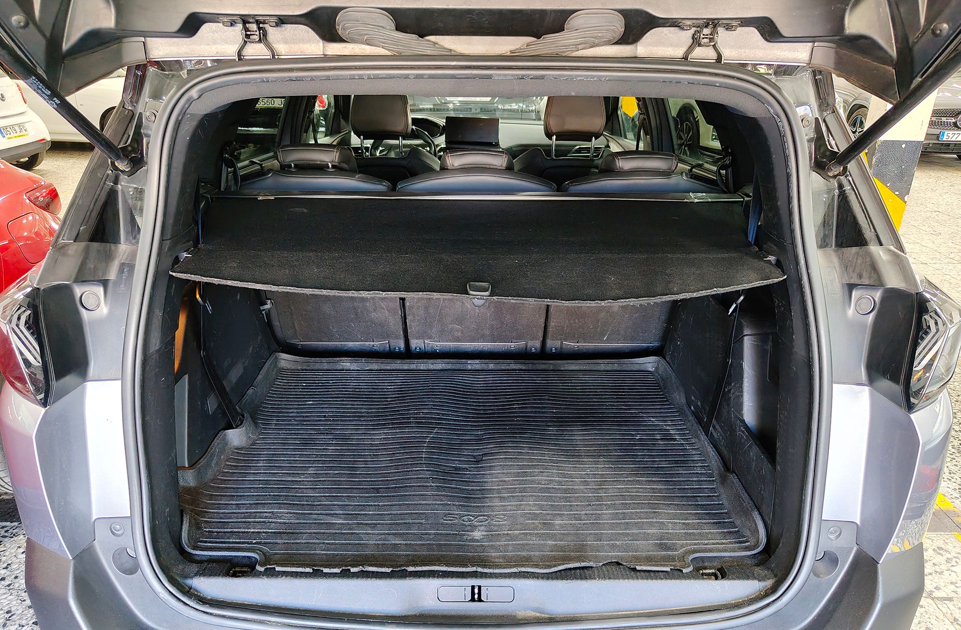 Peugeot 5008 PureTech 180 GT EAT8 - foto 19