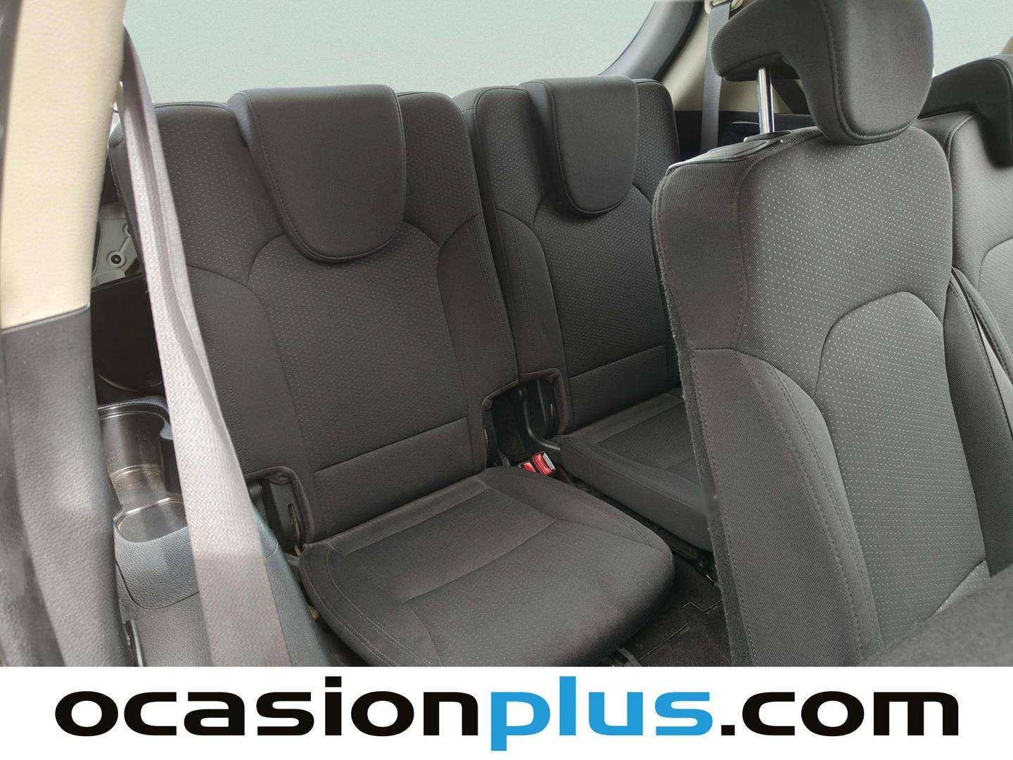 Foto asientos delanteros KIA Carens KIA Carens 1.7 CRDi VGT Concept Eco-Dynam (115 CV) 7 Plazas