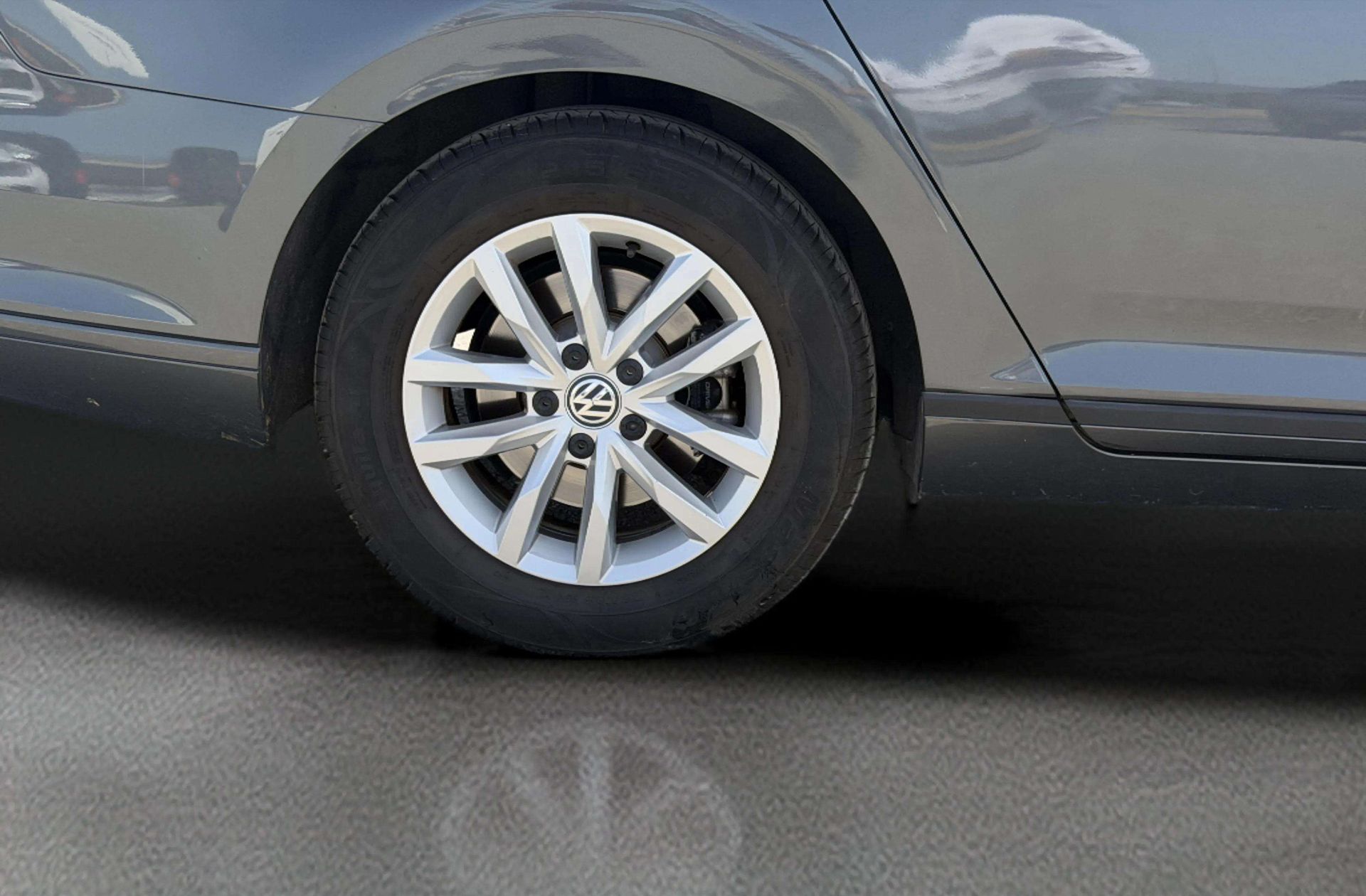 Volkswagen Passat Variant Edition 1.6 TDI BMT - foto 39