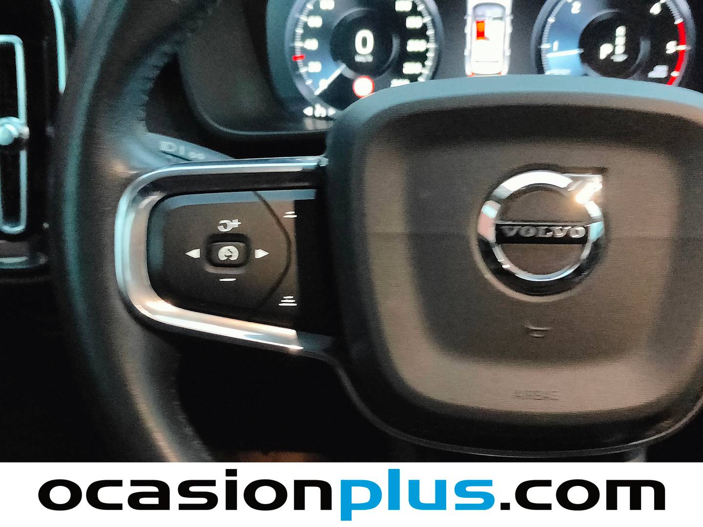 Foto Volvo XC40 Volvo XC40 D3 Momentum Auto (150 CV)