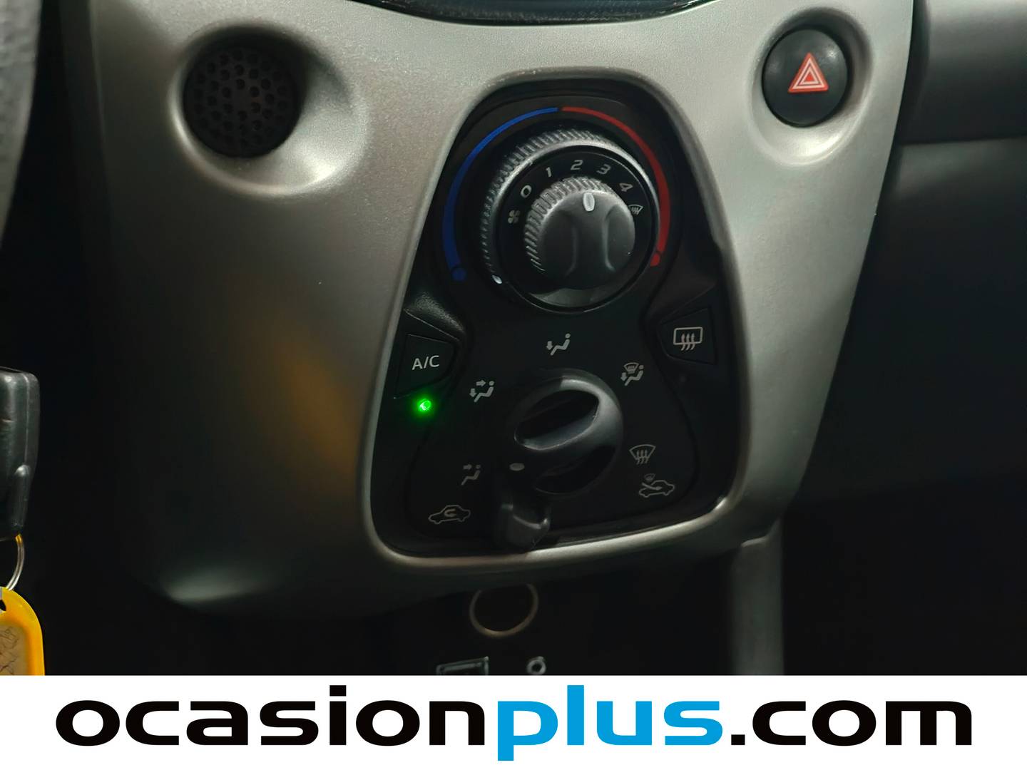 Peugeot 108 Peugeot 108 1.2 PureTech (82 CV) barato