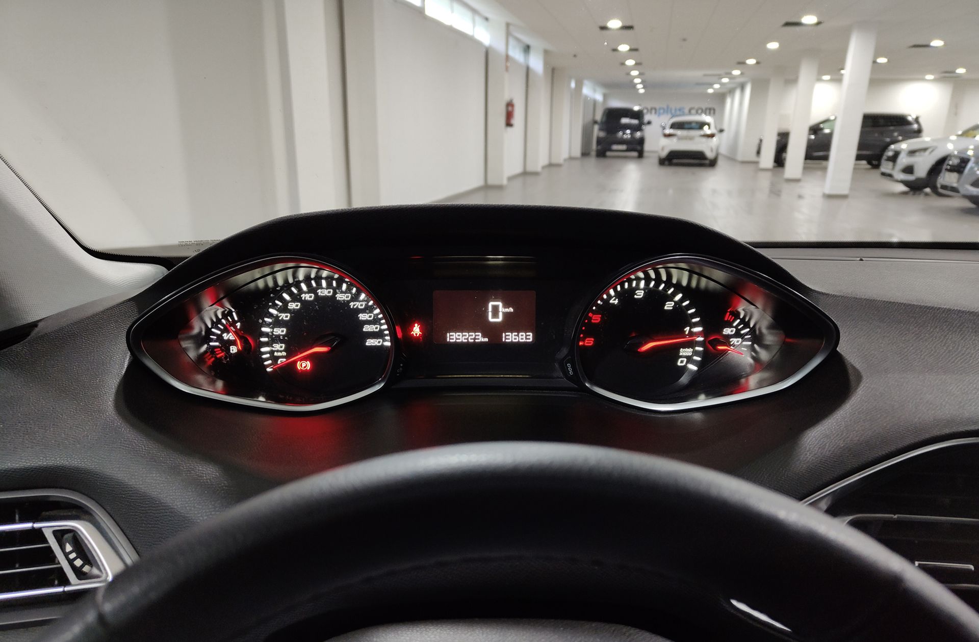 Peugeot 308 BlueHDi 120 Style - foto 19