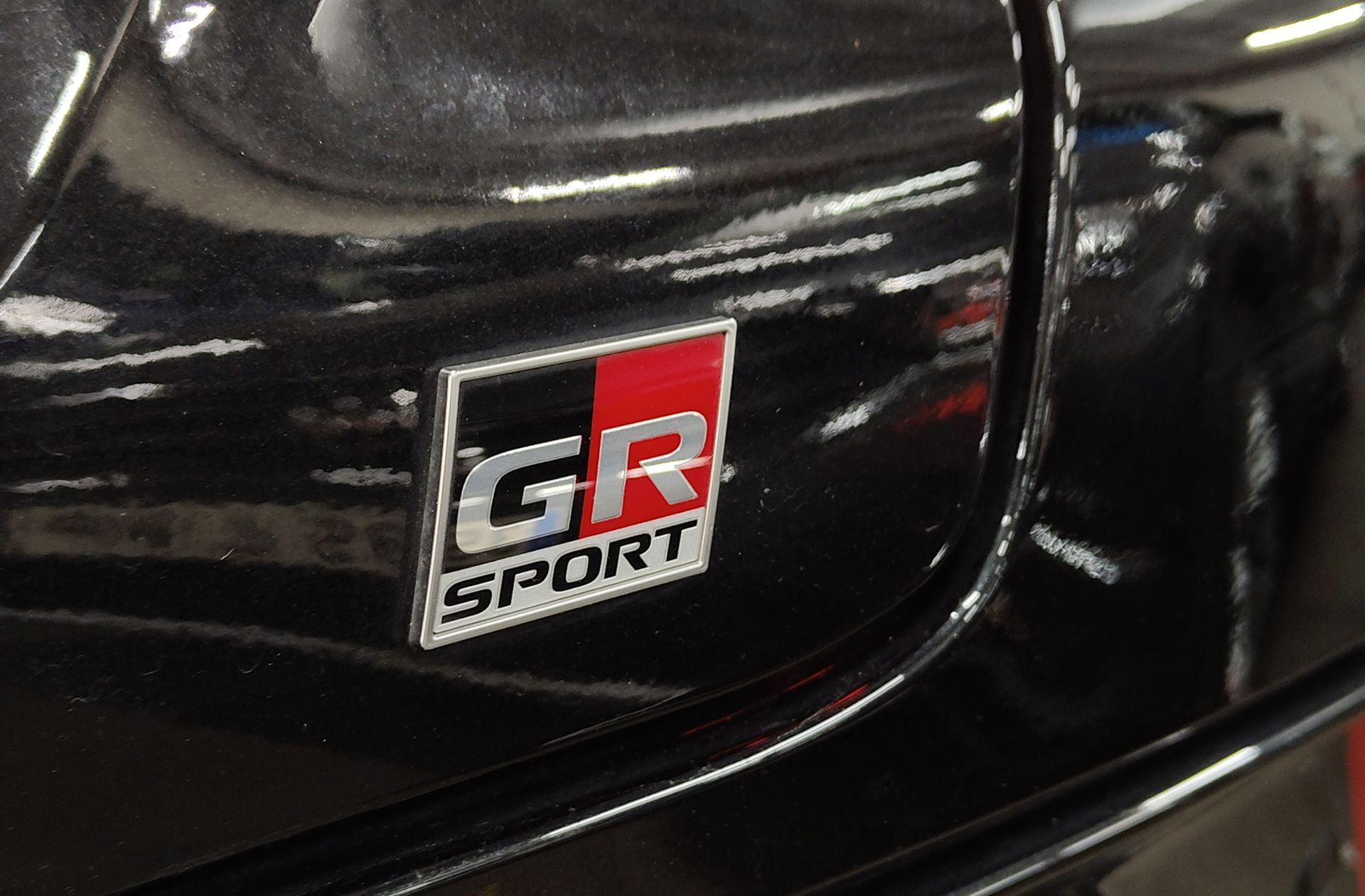 Toyota C-HR 180H GR Sport Black Edition - foto 5