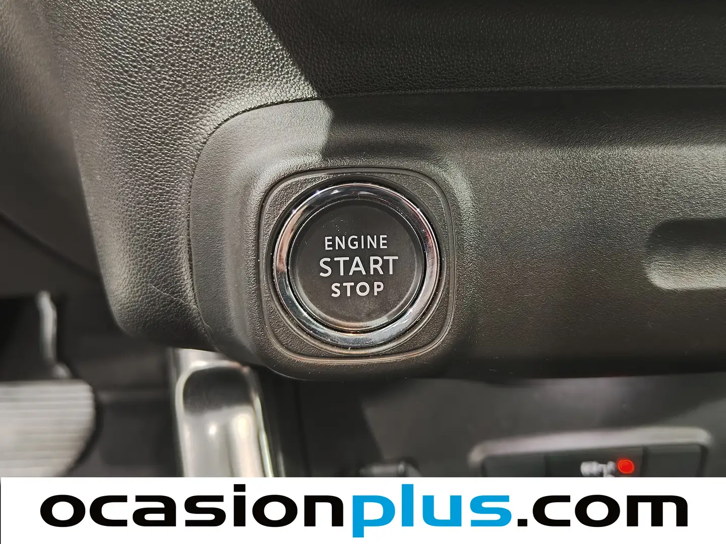 Foto Citroën C3 Aircross Citroen C3 Aircross PureTech 130 Shine Pack EAT6 (131 CV)