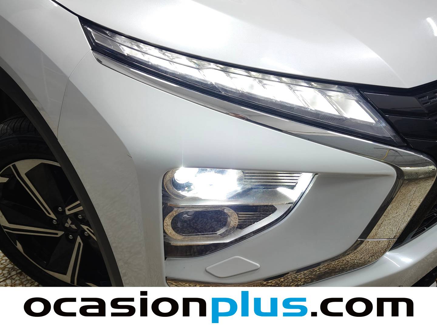 Accesorios del Mitsubishi Eclipse Cross Mitsubishi Eclipse Cross 2.4 PHEV Kaiteki+ Auto 4WD (188 CV)