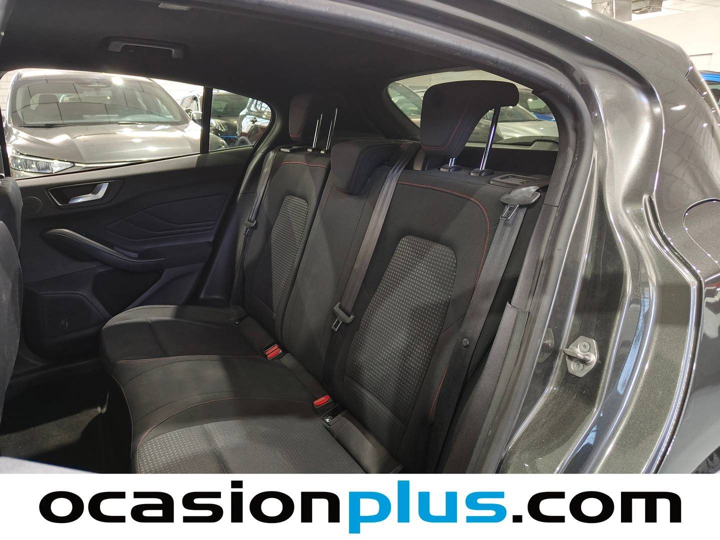 Foto asientos traseros Ford Focus Ford Focus 1.5 Ecoblue ST-Line Auto (120 CV)