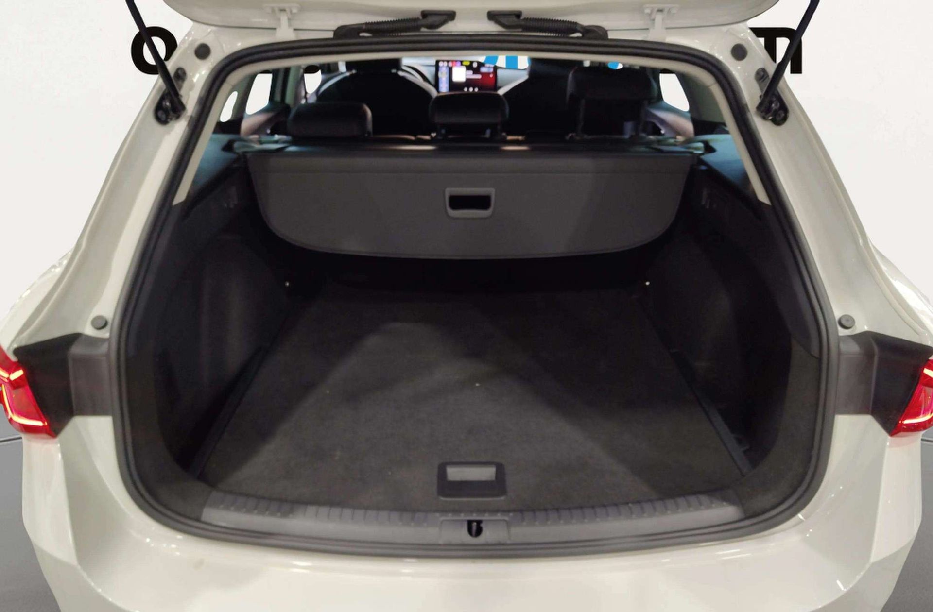 SEAT León ST 2.0 TDI FR XS DSG - foto 19