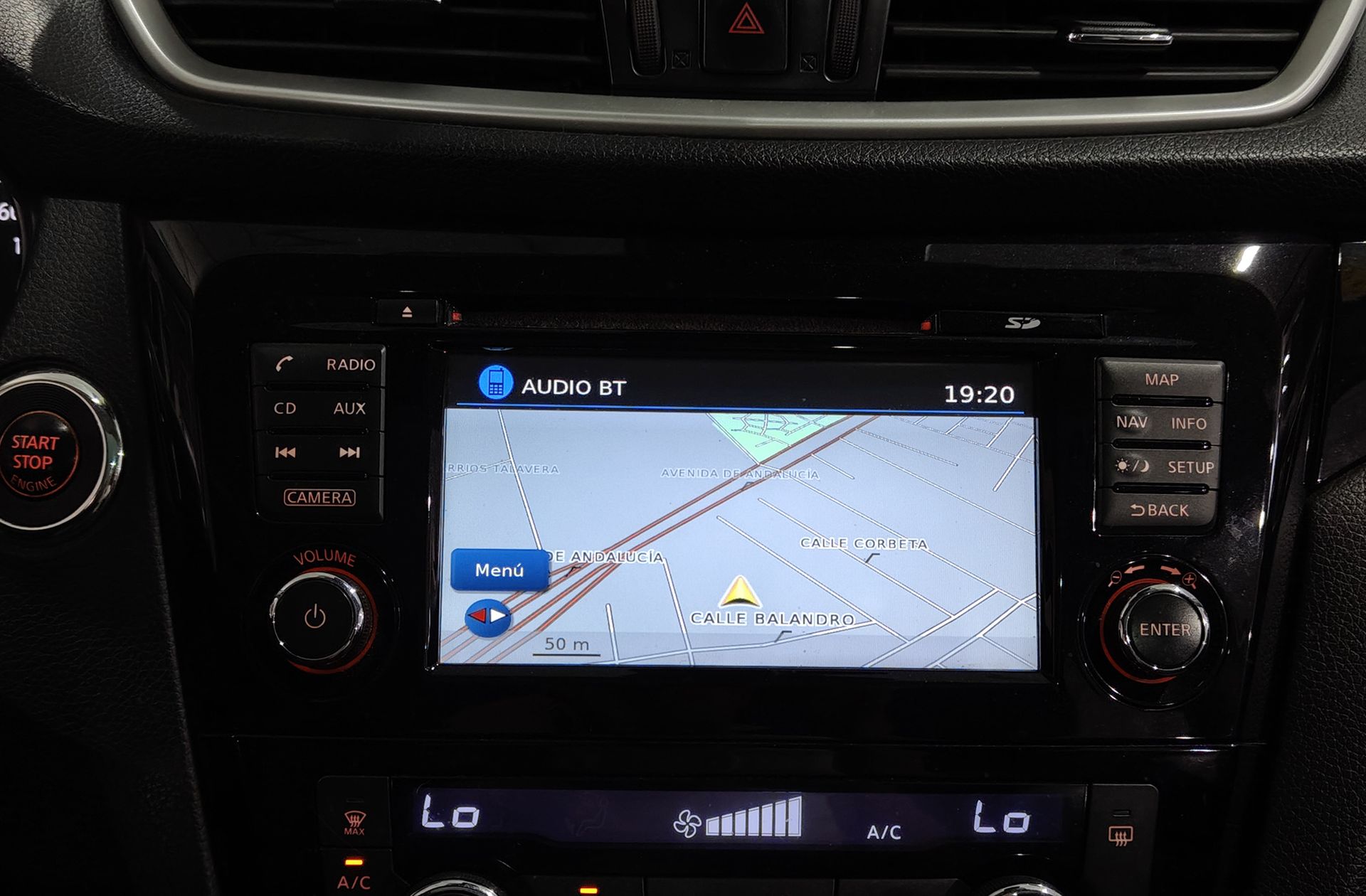 Nissan Qashqai 1.6 dCi N-Connecta 4x2 - foto 8