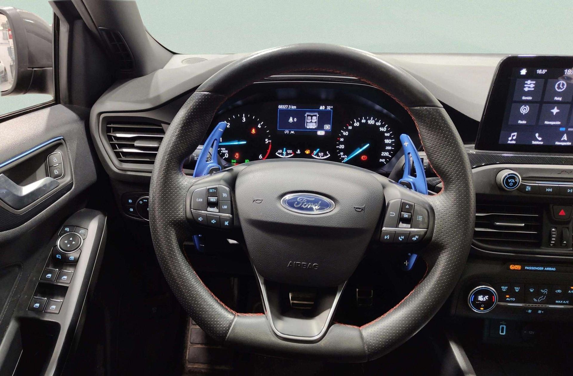 Ford Focus 1.5 EcoBlue ST-Line - foto 27