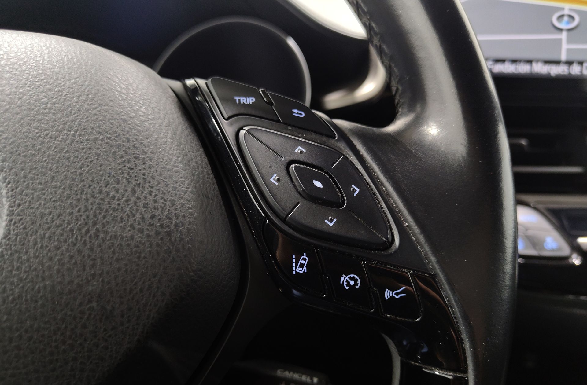 Toyota C-HR 1.8 125H Dynamic Plus - foto 33