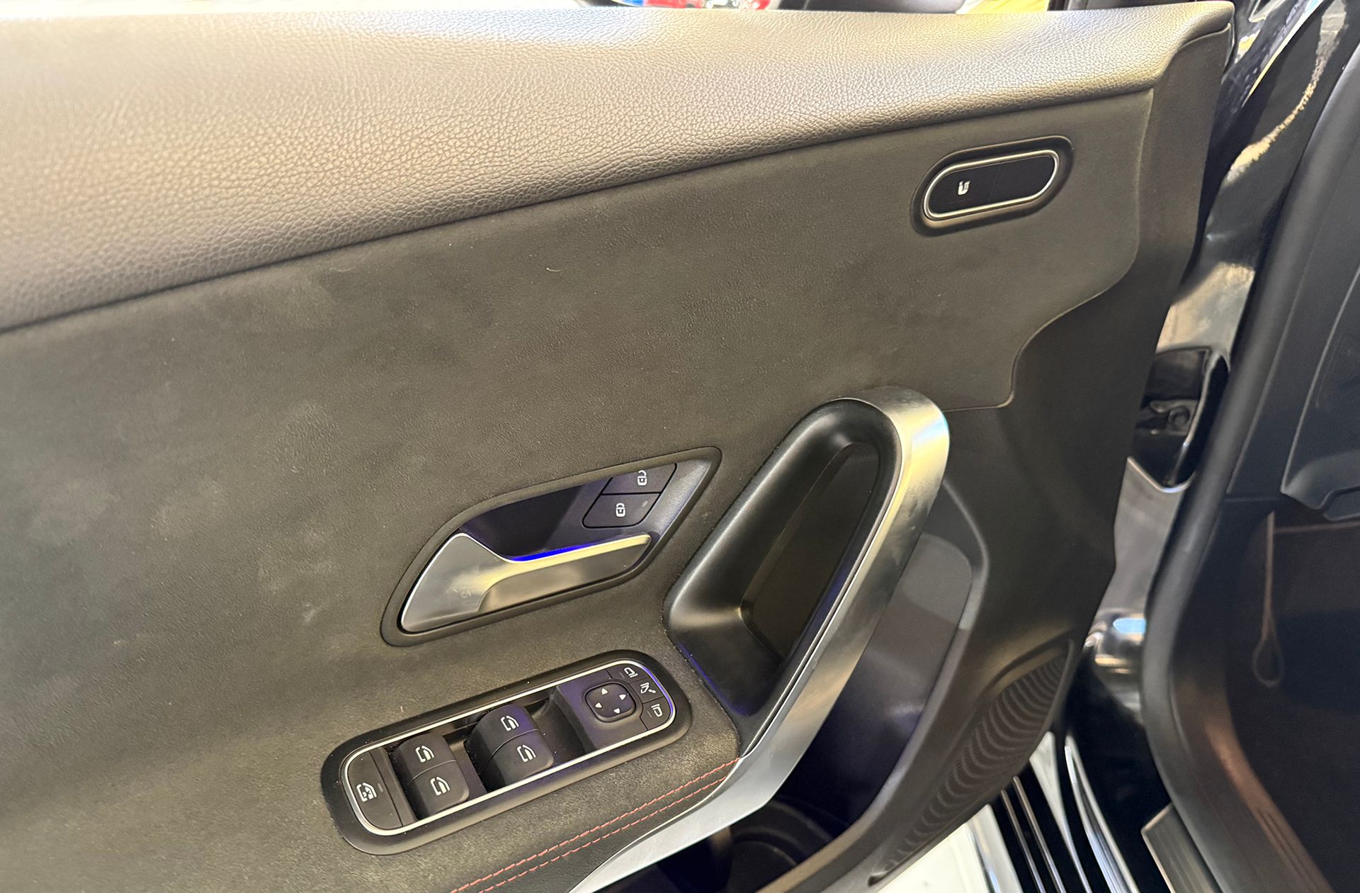 Mercedes-Benz Clase A 200 d Pack AMG - foto 34