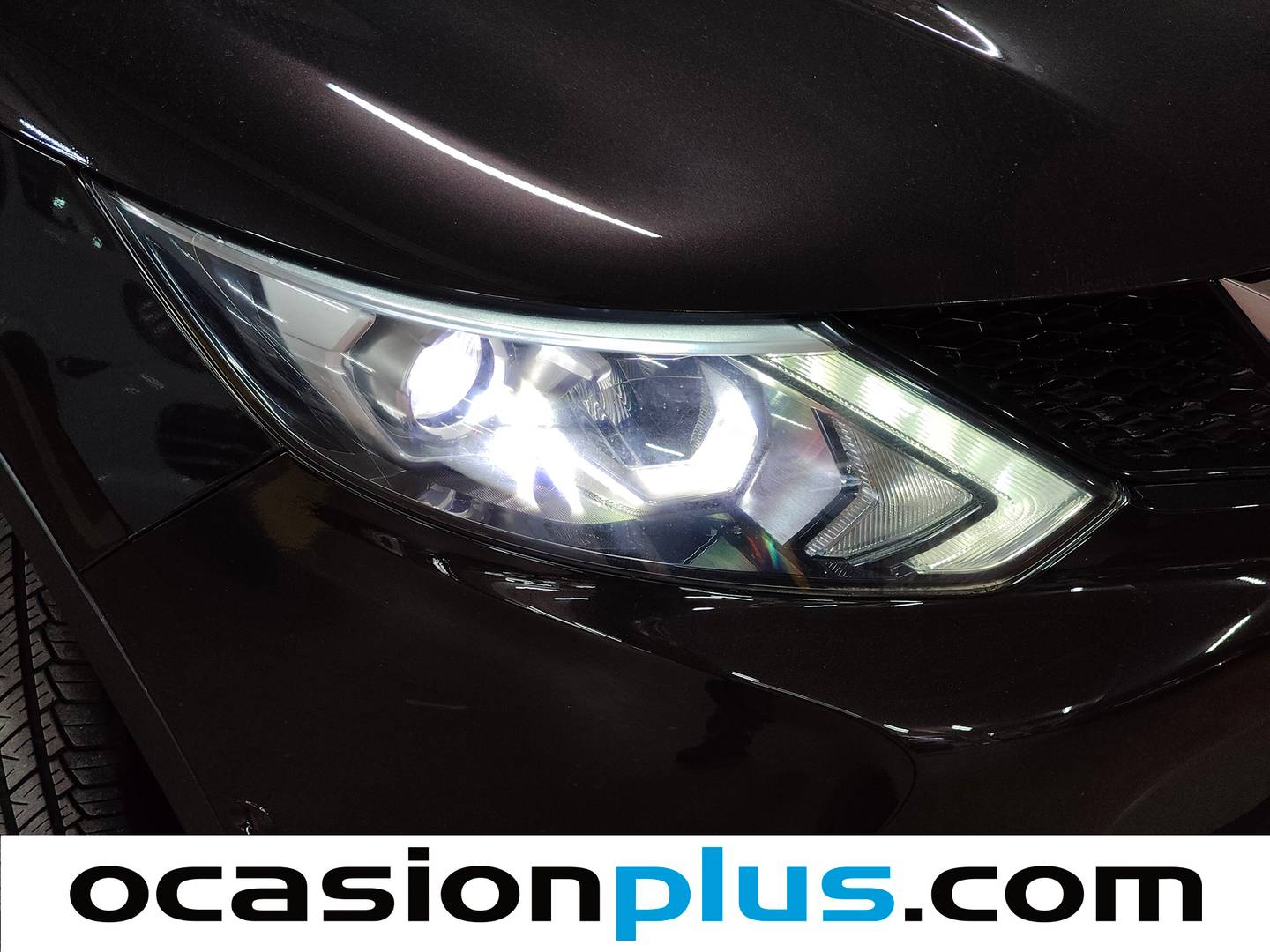 Foto Nissan QASHQAI Nissan Qashqai DIG-T 115 Tekna 4x2 Xtronic (115 CV)