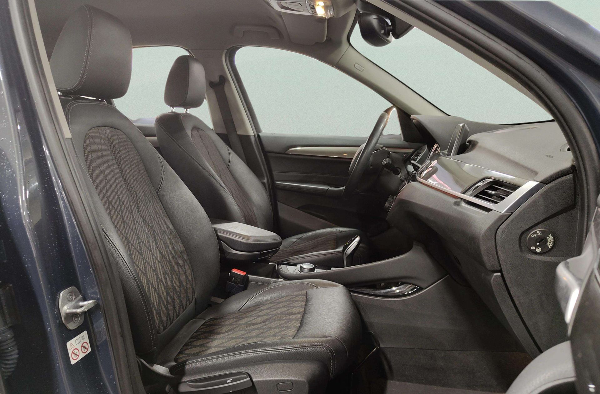 BMW X1 sDrive18d - foto 22