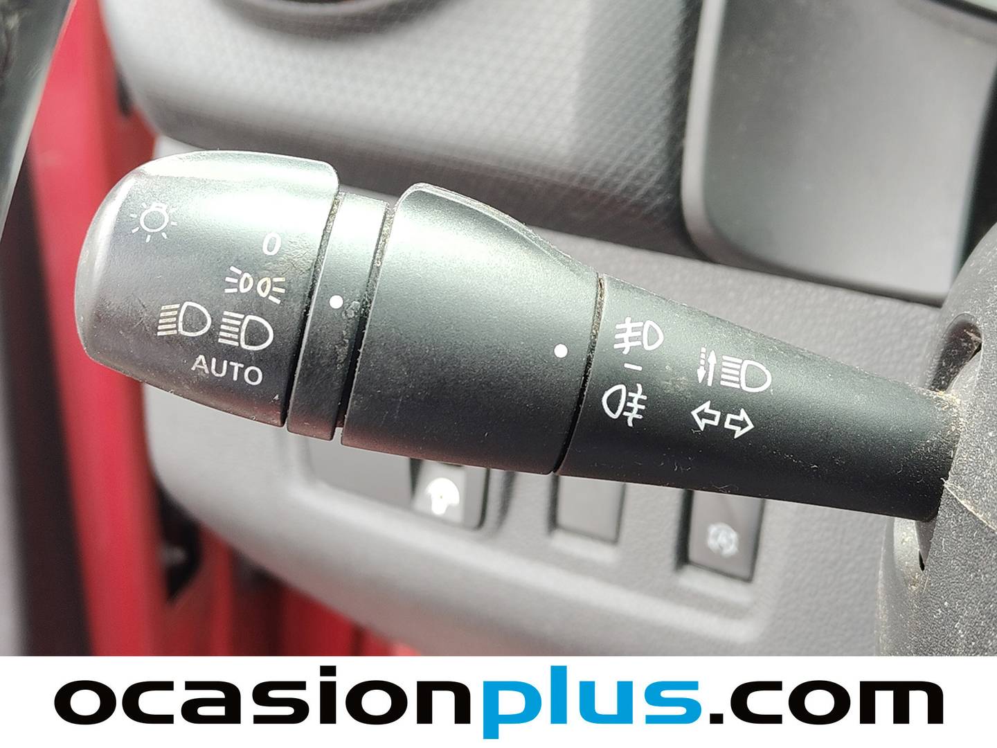 Equipamiento del Renault Clio Renault Clio Sport Tourer Zen Energy TCe (90 CV)