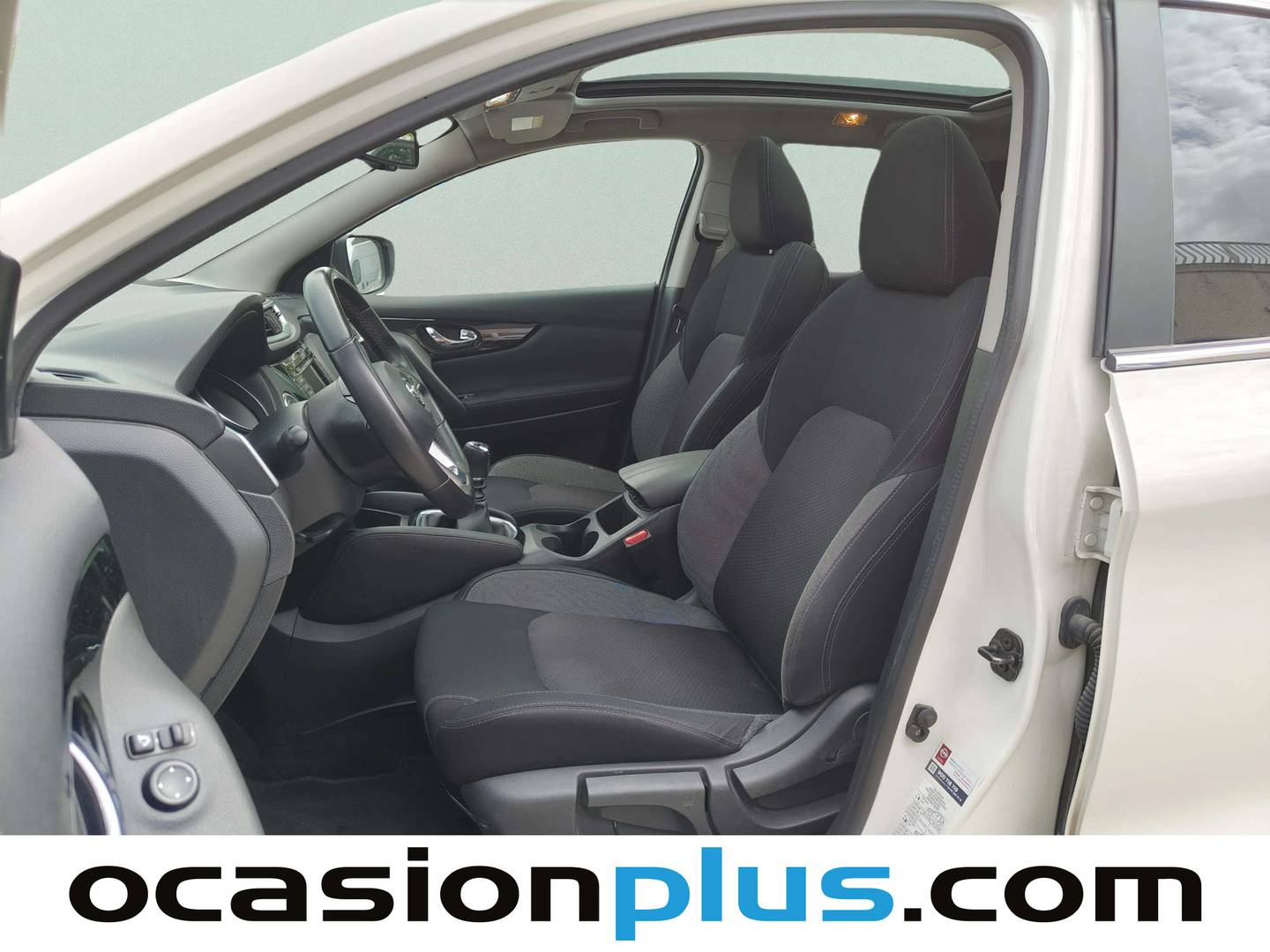Foto asientos delanteros Nissan QASHQAI Nissan Qashqai dCi 115 N-Connecta (115 CV)
