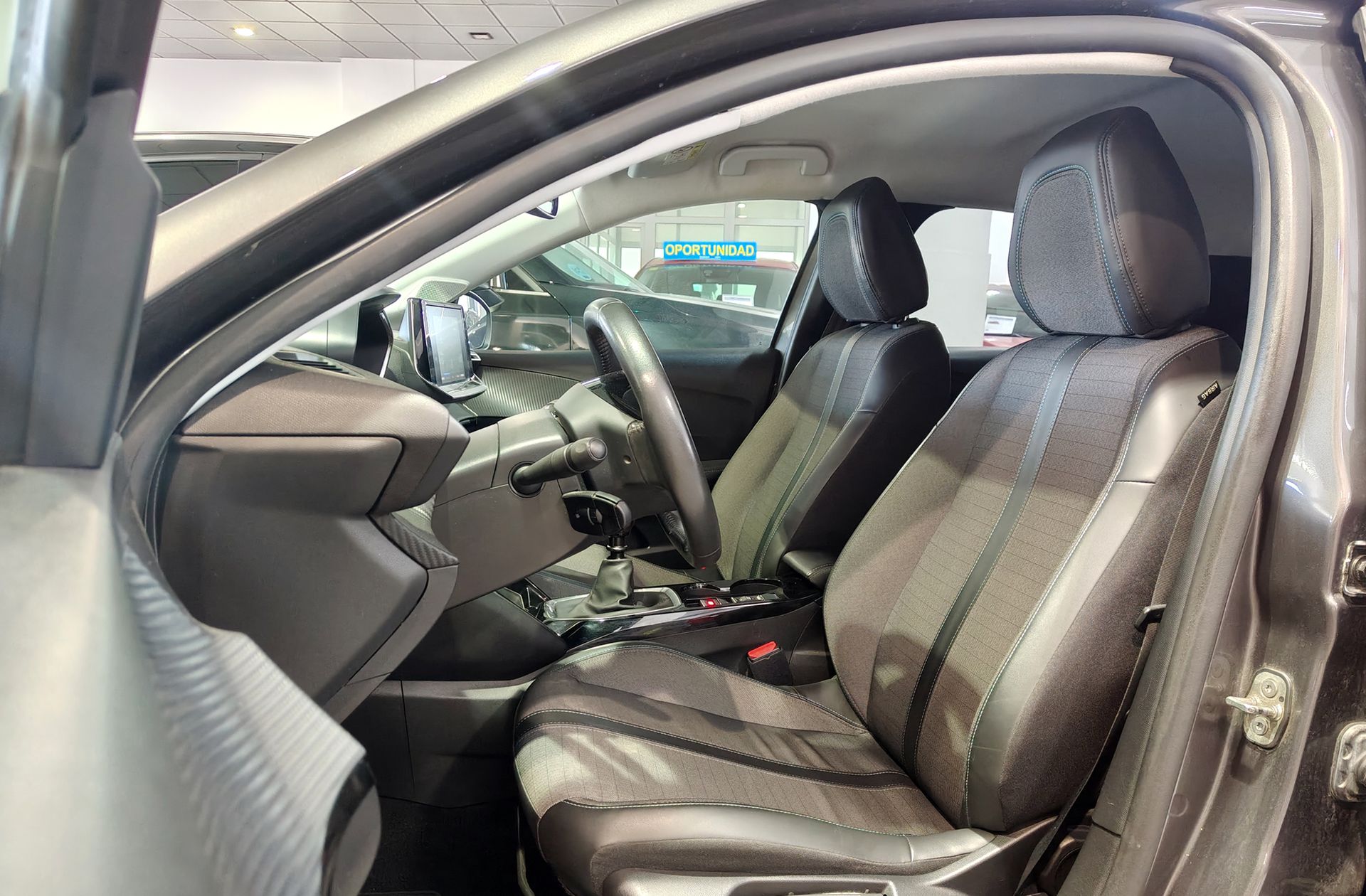 Peugeot 208 PureTech 100 Allure - foto 10