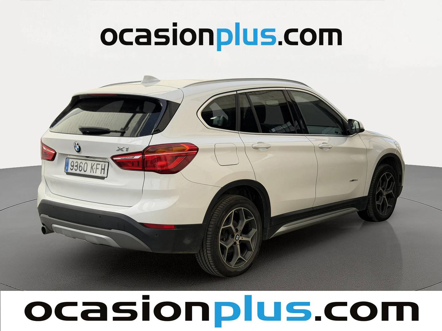 Foto trasera BMW X1 BMW X1 sDrive18d (150 CV) derecha