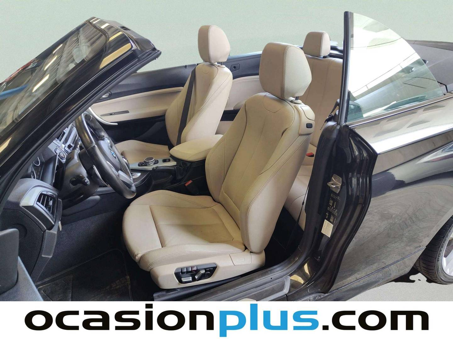 Foto asientos delanteros BMW Serie 2 BMW Serie 2 220d Cabrio (190 CV)