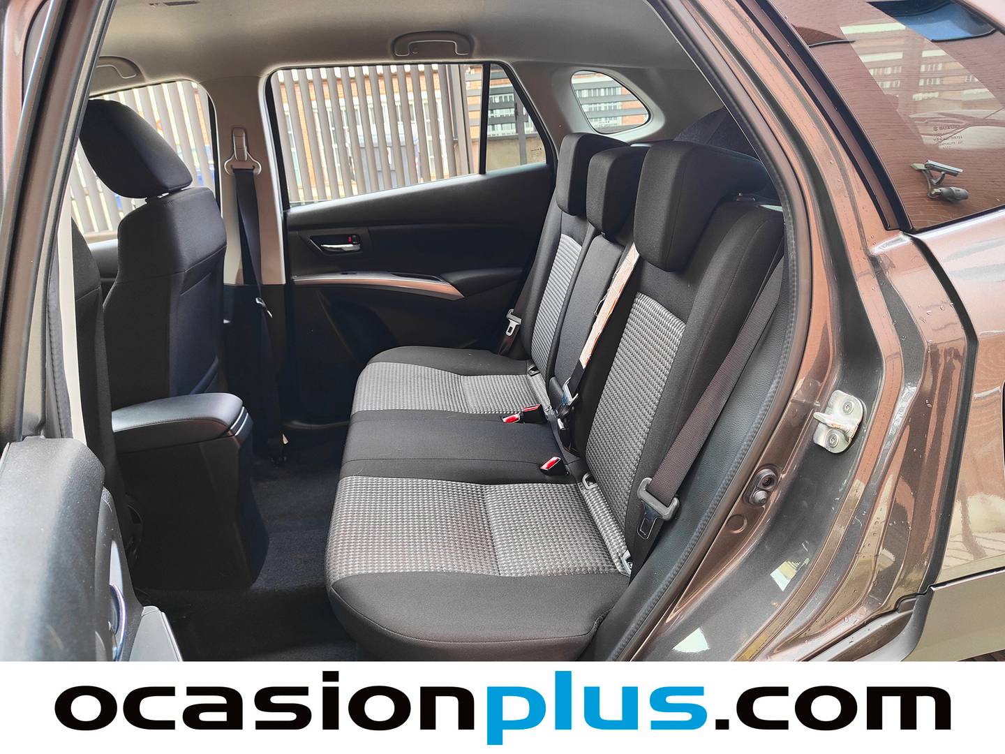 Foto asientos traseros Suzuki S-Cross Suzuki S-Cross 1.4T Mild Hybrid S2 4WD (129 CV)