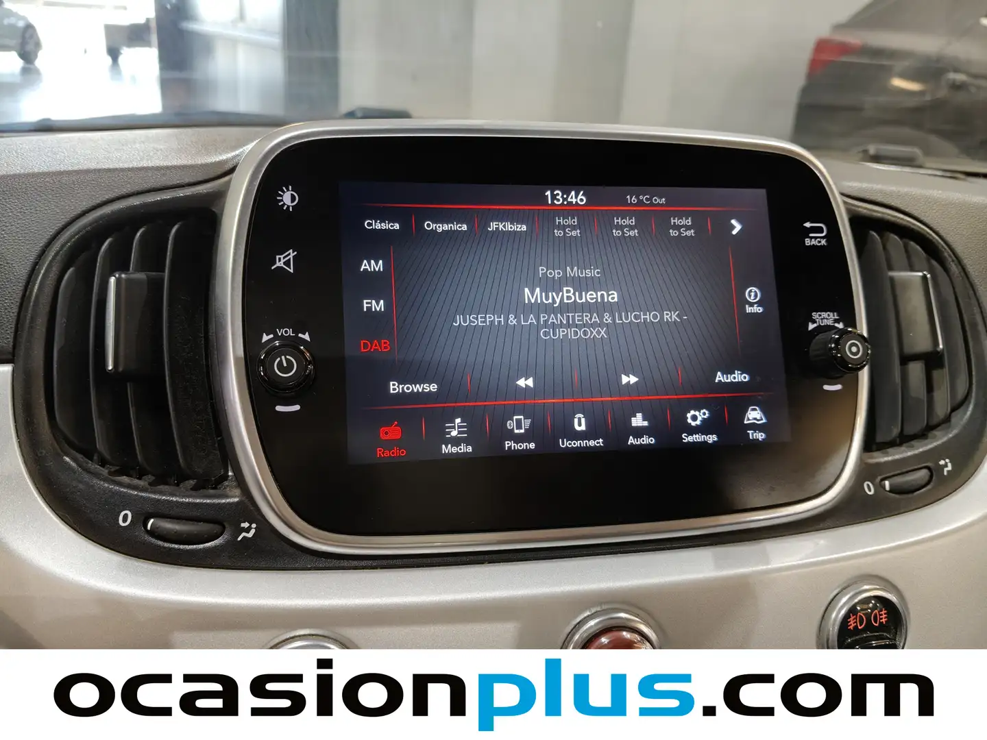 Foto Fiat 500C Fiat 500C 1.0 Hybrid Connect (70 CV)