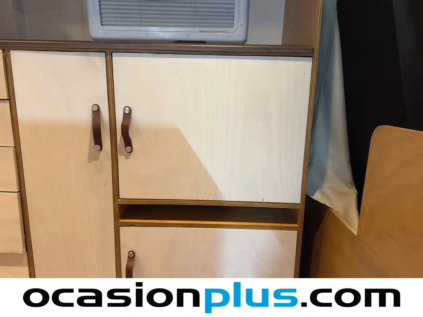 Foto Renault Master Renault Master Furgon dCi 130 DC T L2H2 3500 E6 (130 CV) Camperizada 3 Plazas