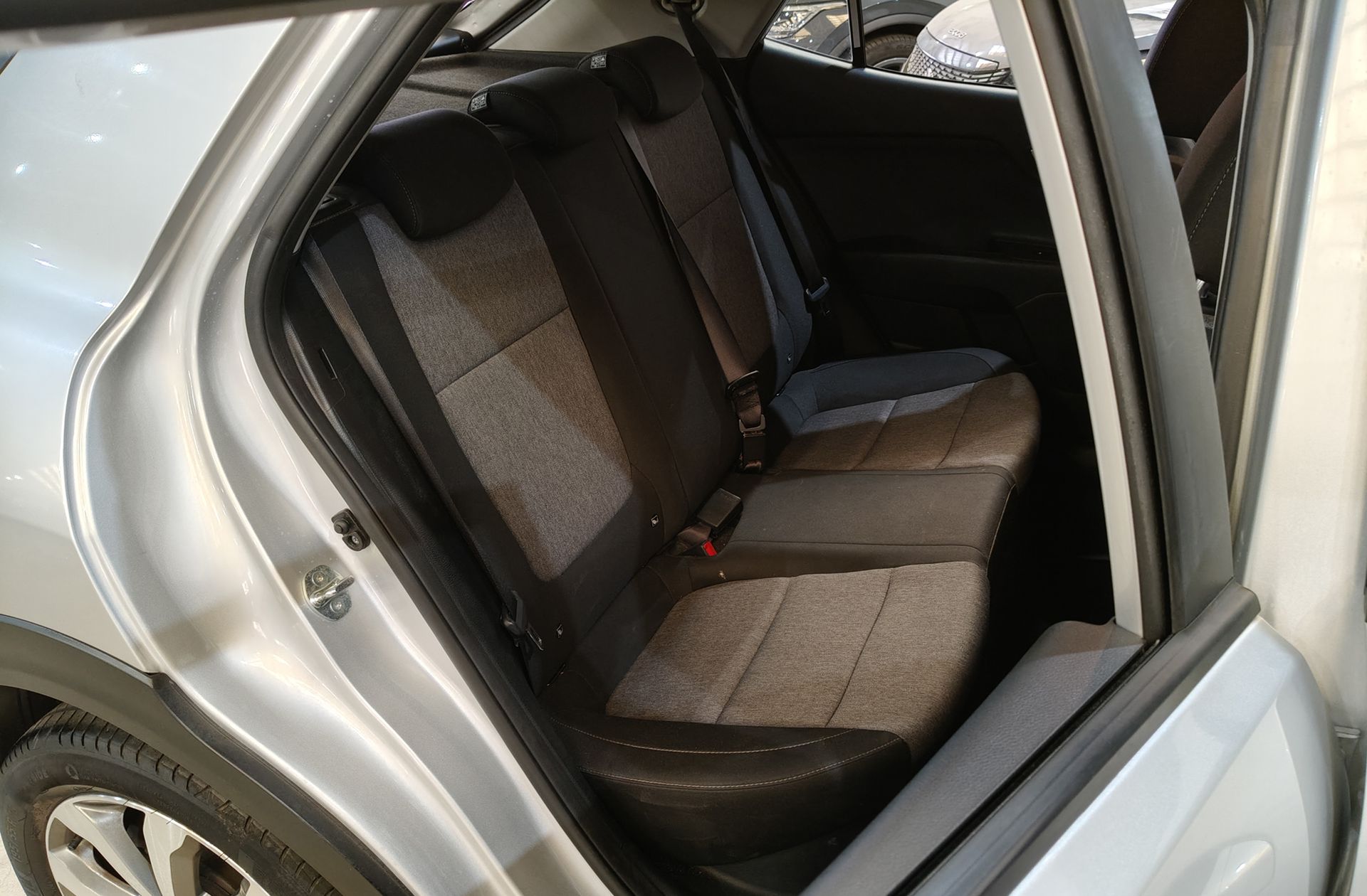 Kia Stonic 1.0 T-GDi Drive - foto 16