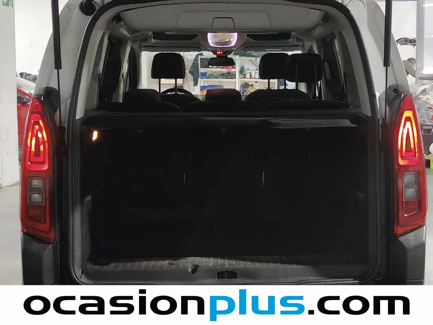 Foto Citroën Berlingo Citroen Berlingo Talla M BlueHDi 130 S&S 6v Rip Curl (130 CV)