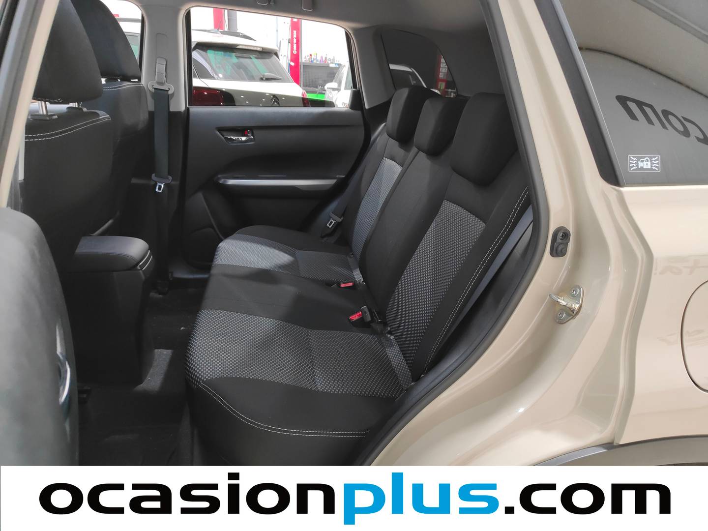 Foto asientos traseros Suzuki Vitara Suzuki Vitara 1.4 T Mild Hybrid GLE 4WD (129 CV)