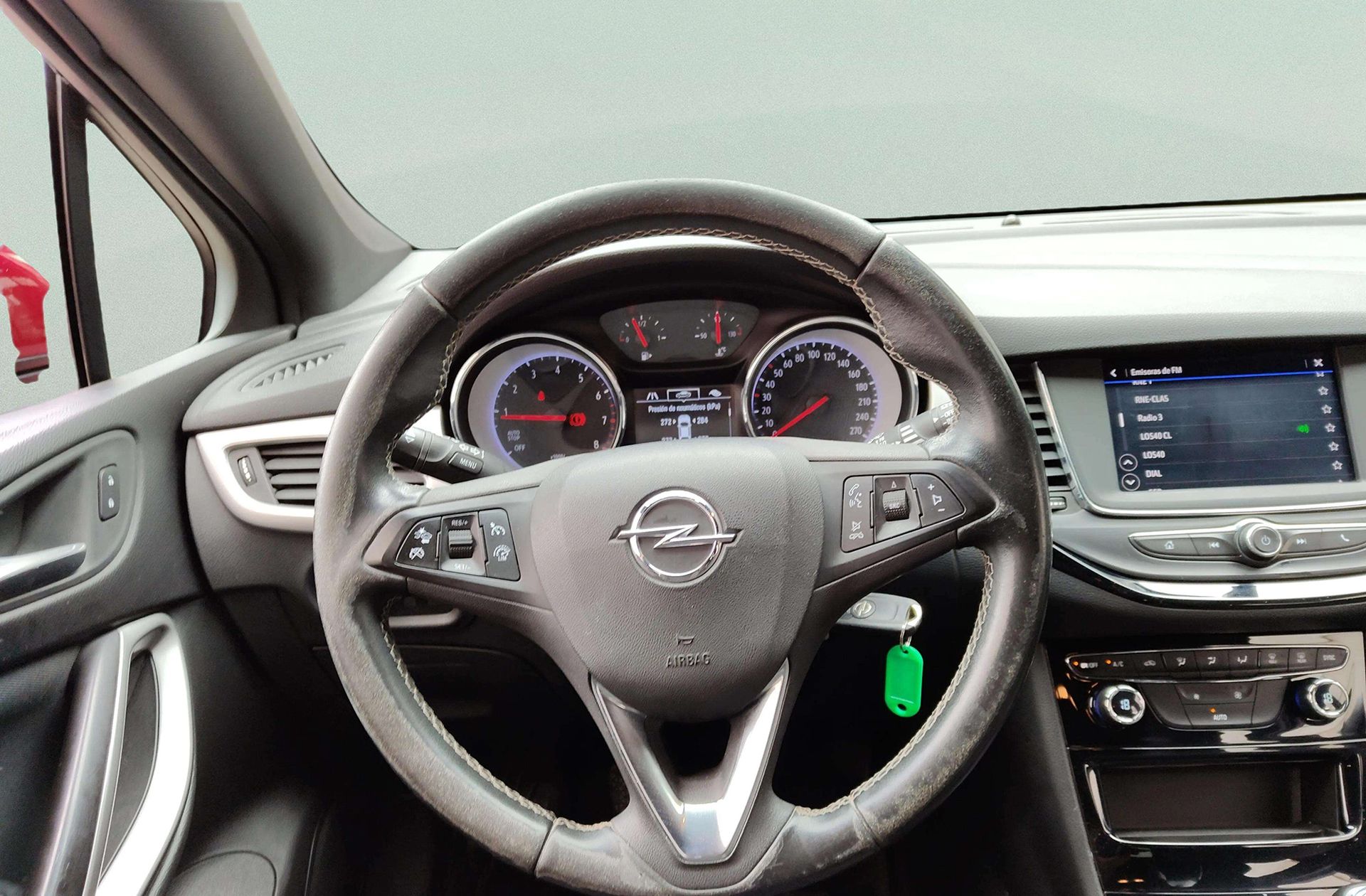 Opel Astra 1.2 Turbo SHL GS Line - foto 23