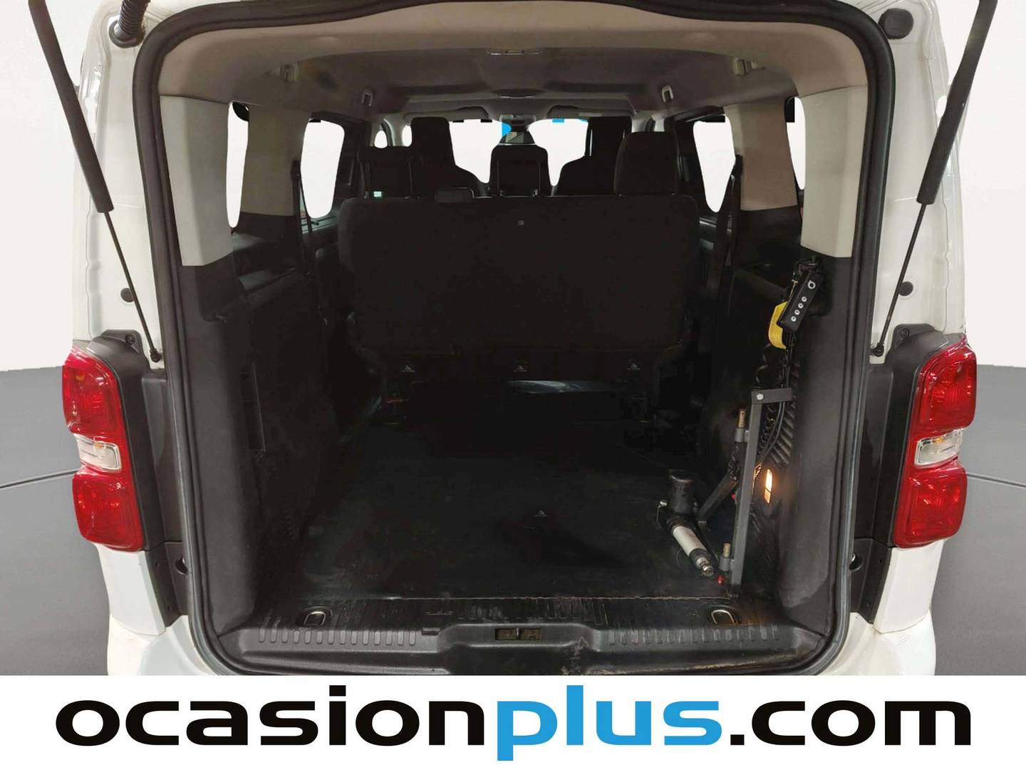 Foto Peugeot Traveller Peugeot Traveller 1.6 BlueHDi Business Standard (115 CV)