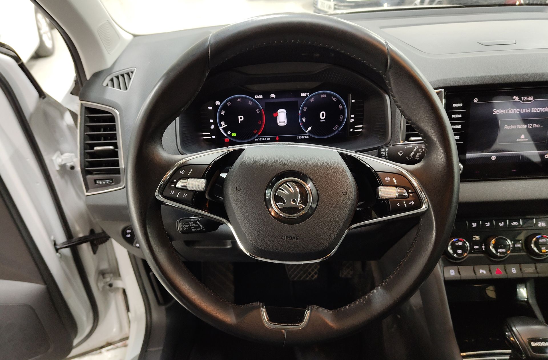 Škoda Karoq 1.5 TSI ACT Ambition DSG - foto 22