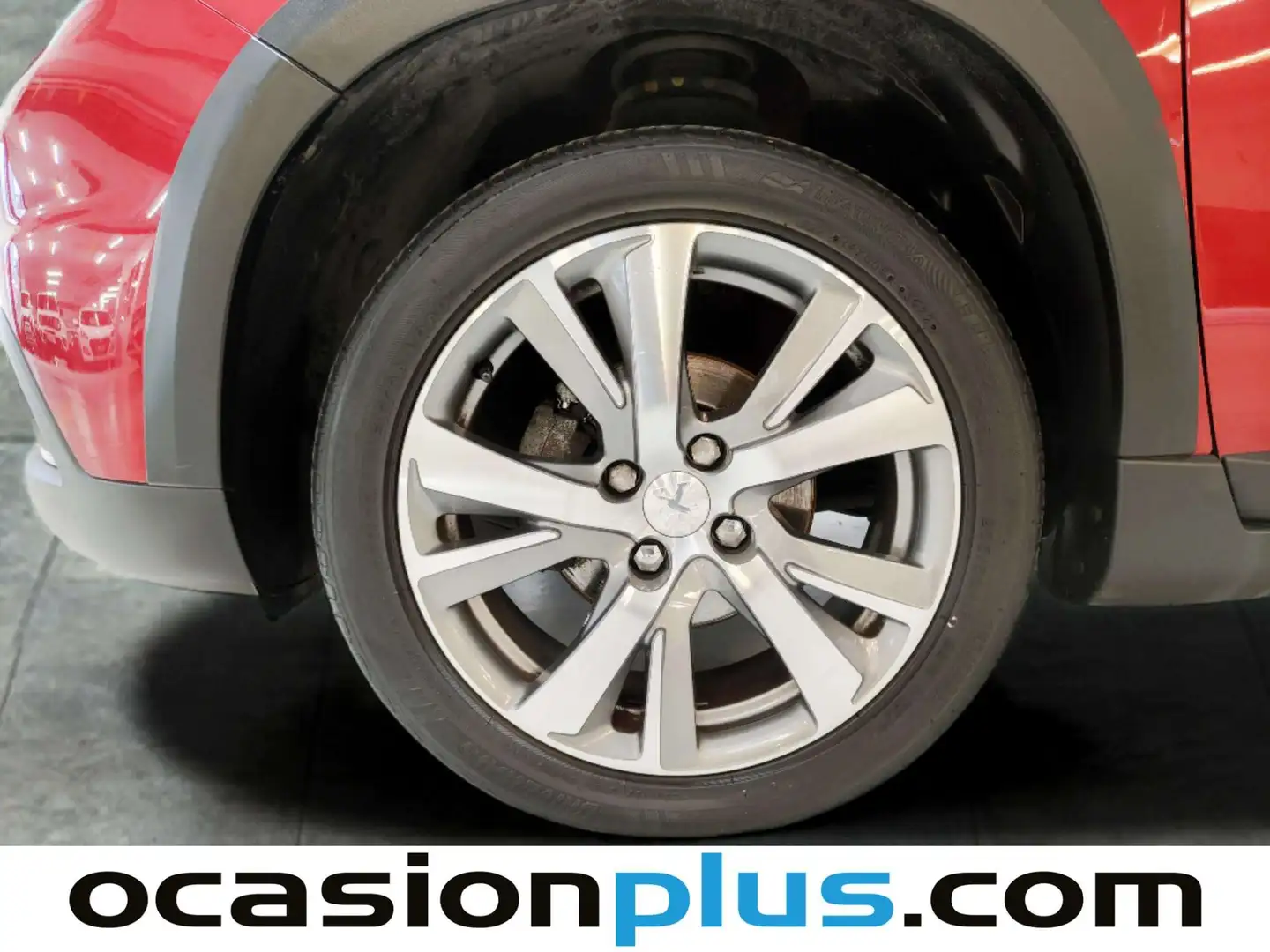 Foto Peugeot 2008 Peugeot 2008 BlueHDi 100 S&S Allure (100 CV)