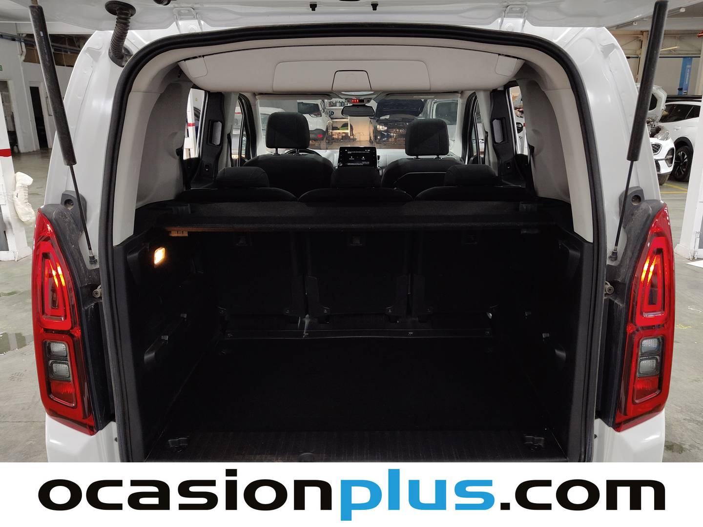 Fotos maletero Opel Combo Life Opel Combo Life 1.5TD S&S Innovation L (130 CV)