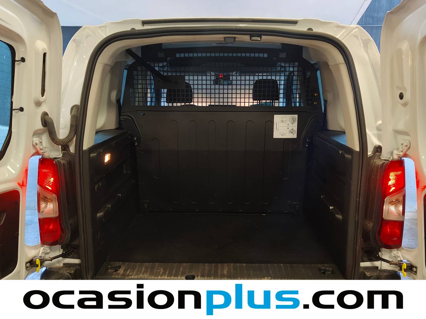 Fotos maletero Citroën Berlingo Citroën Berlingo Combi BlueHDi 100 S&S Talla M You (102 CV)