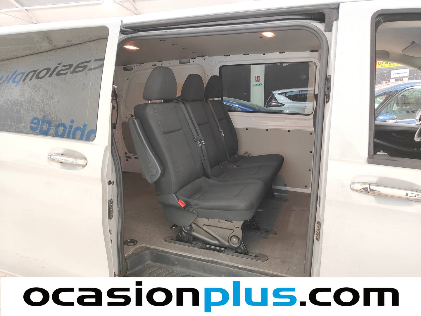 Foto Mercedes Vito Mercedes-Benz Vito 110 CDI TD Mixto Larga (102 CV) 6 Plazas