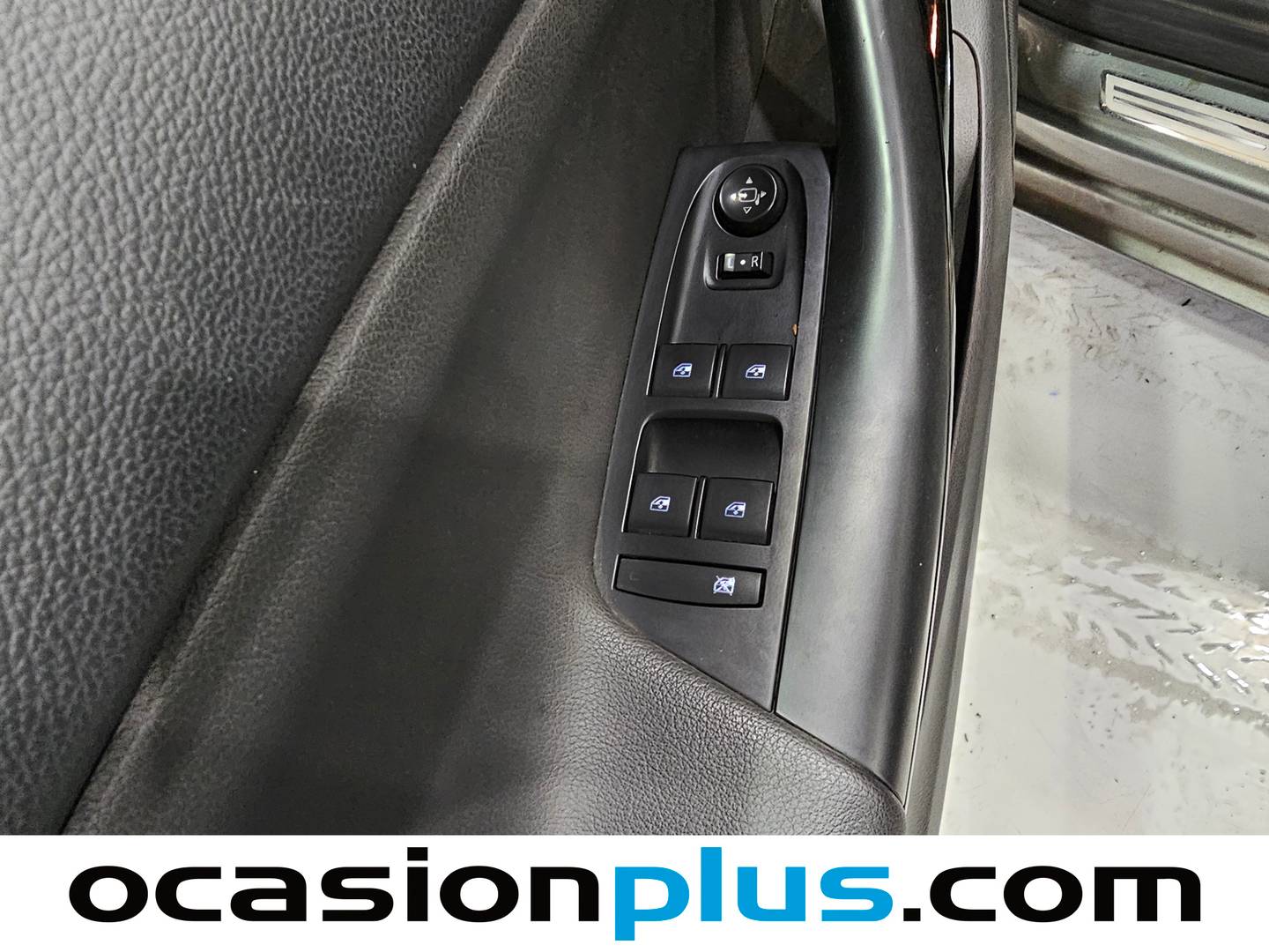 Foto Opel Astra Opel Astra 1.5D DVH Design & Tech (122 CV)