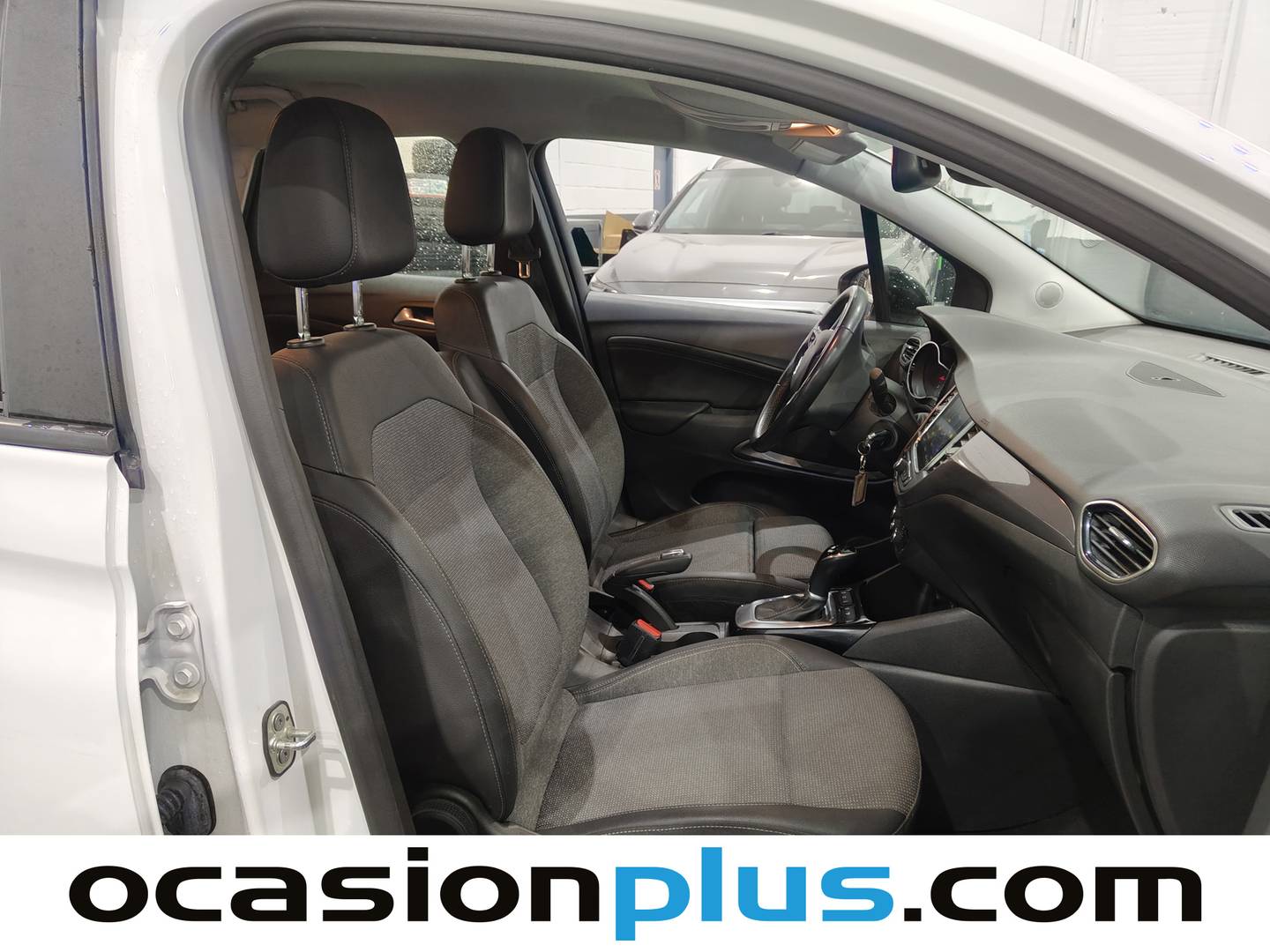 Foto Opel Crossland Opel Crossland 1.5D Business Elegance Auto (120 CV)