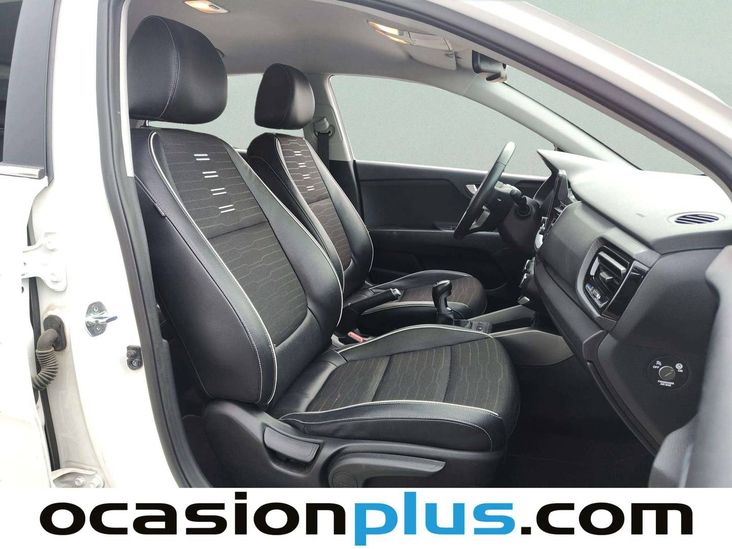 KIA Stonic KIA Stonic 1.0 T-GDi MHEV iMT GT Line (120 CV) manual